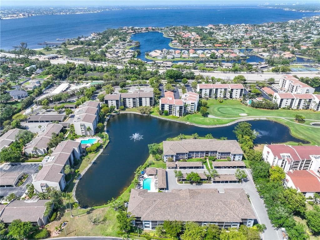 4250 Steamboat Bend 203, Fort Myers, FL 33919-28