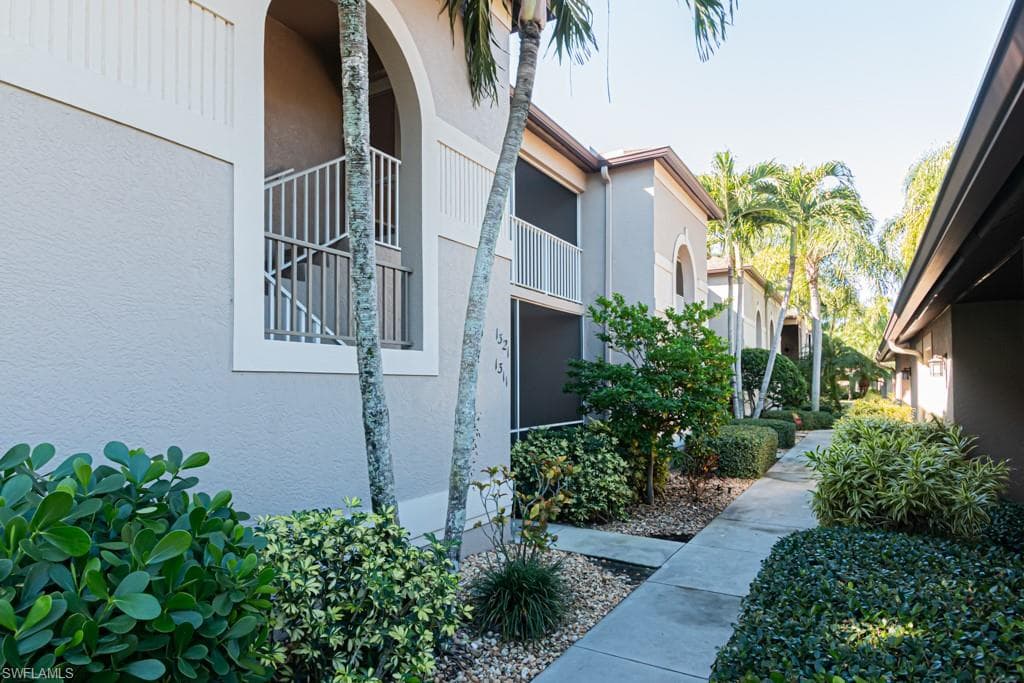 8440 Naples Heritage Dr 1321, Naples, FL 34112-1