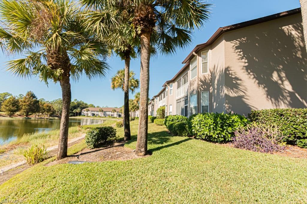 8440 Naples Heritage Dr 1321, Naples, FL 34112-3