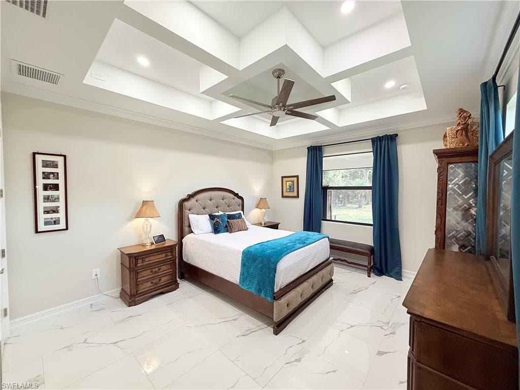 3716 40th Ave SE, Naples, FL 34117-23