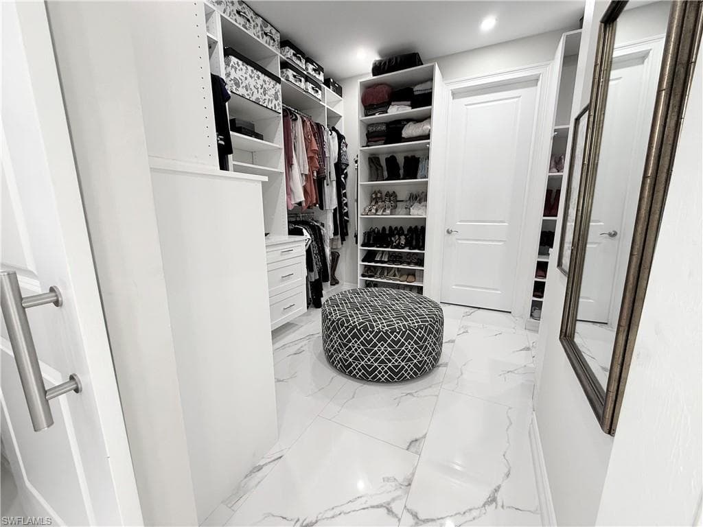 3716 40th Ave SE, Naples, FL 34117-26