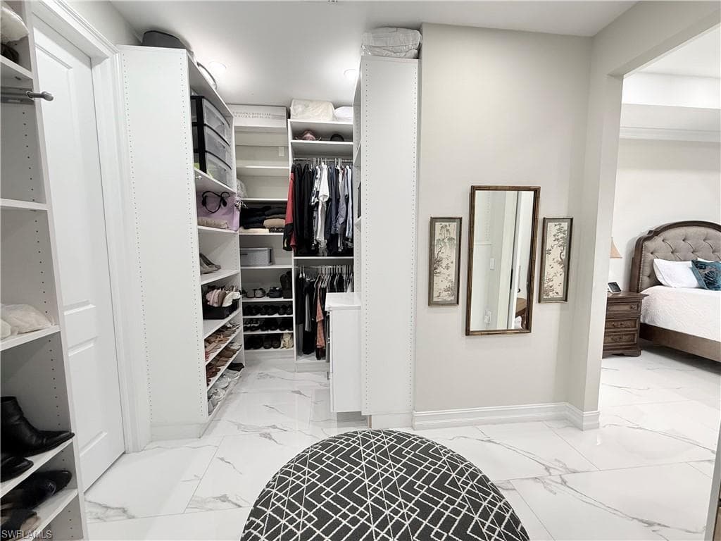 3716 40th Ave SE, Naples, FL 34117-28