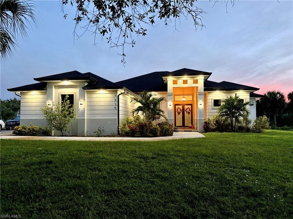 3716 40th Ave SE, Naples, FL 34117-2