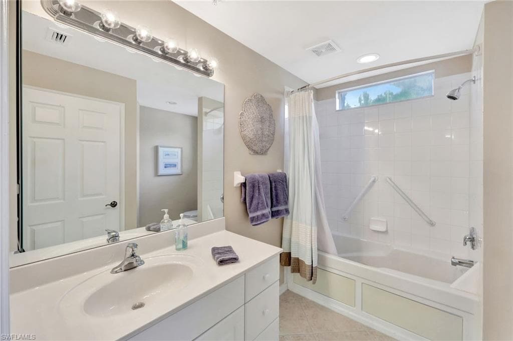 2395 Bayou Ln 7301, Naples, FL 34112-20