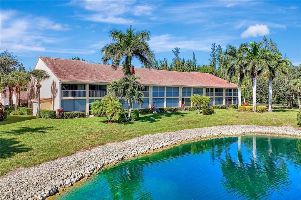 2395 Bayou Ln 7301, Naples, FL 34112-27