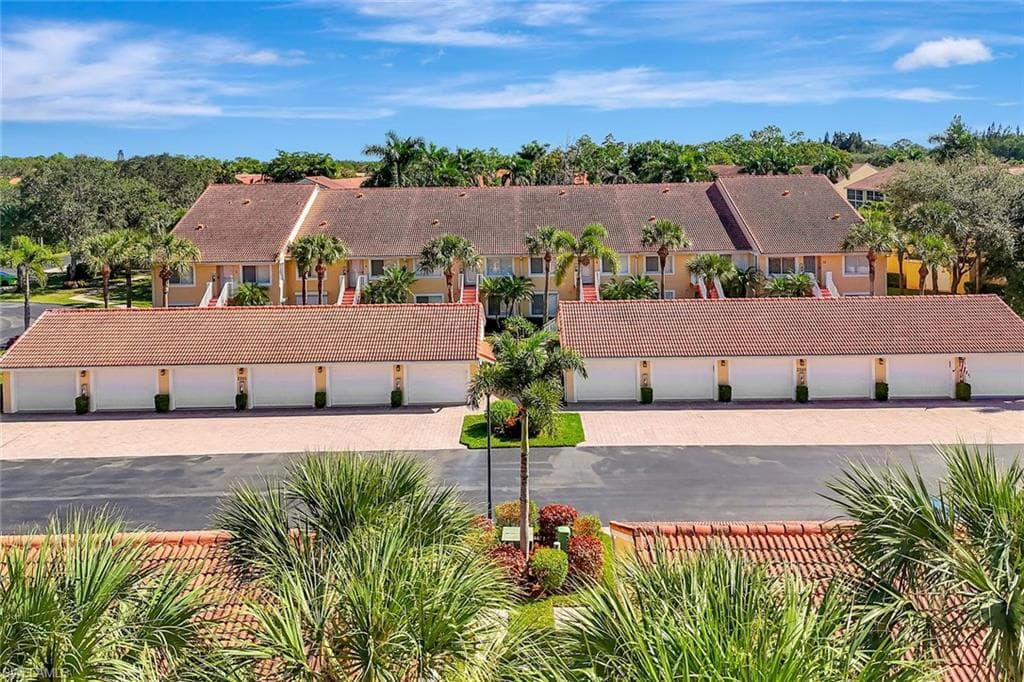 2395 Bayou Ln 7301, Naples, FL 34112-32