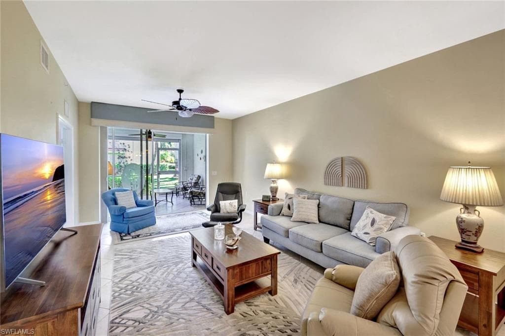 2395 Bayou Ln 7301, Naples, FL 34112-3