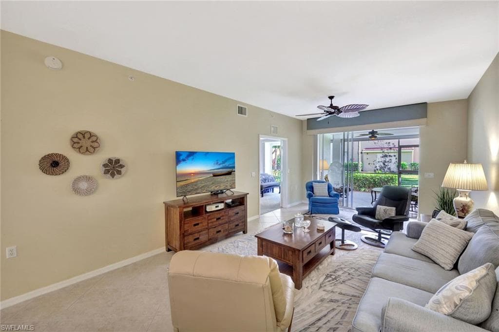 2395 Bayou Ln 7301, Naples, FL 34112-4