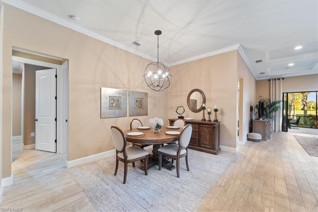 9418 Greyhawk Trl, Naples, FL 34120-4