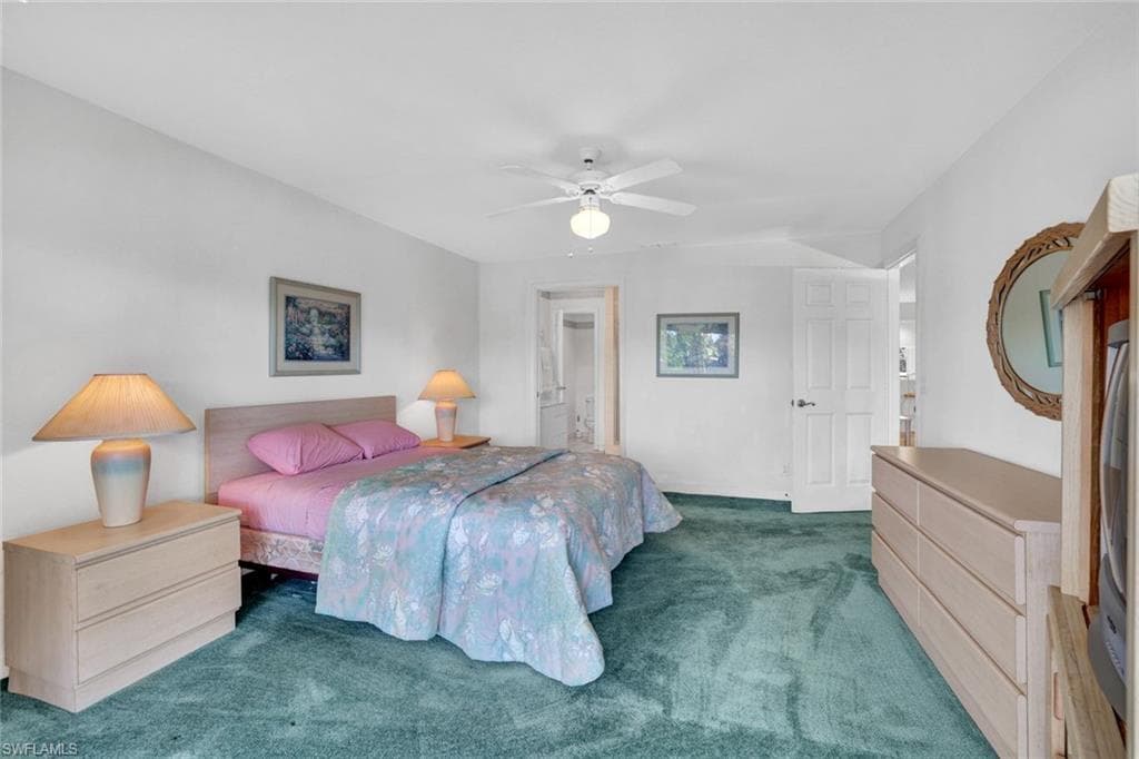 2372 Hidden Lake Dr 808, Naples, FL 34112-16