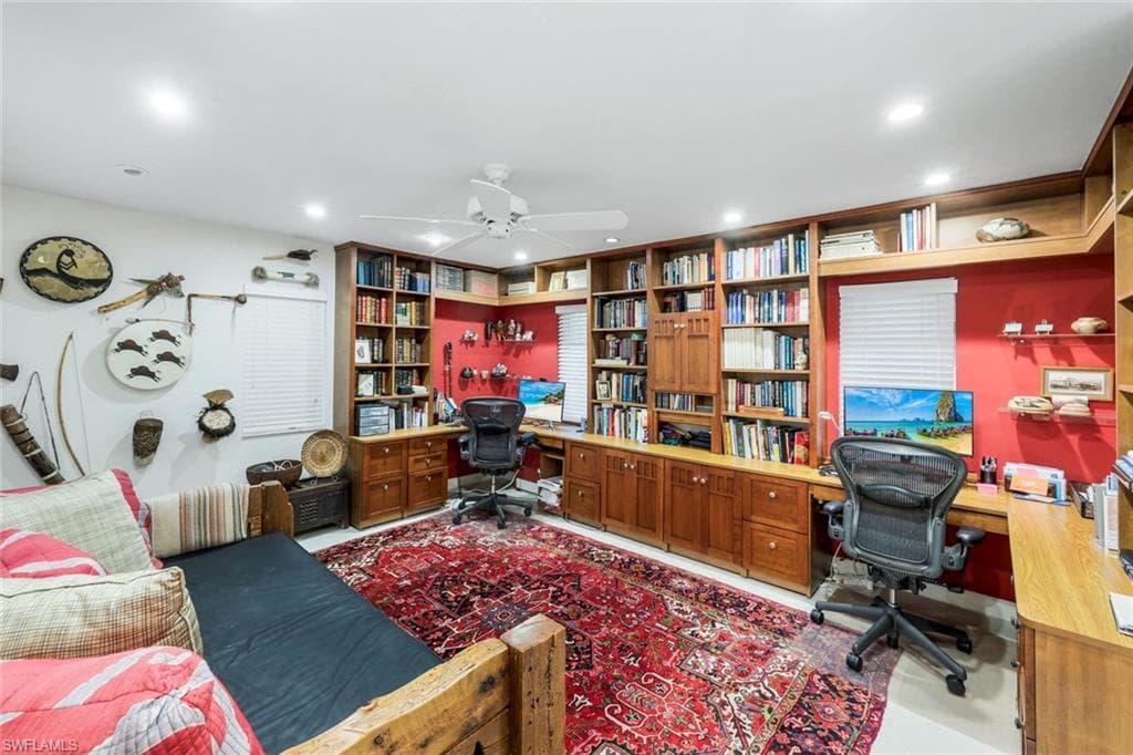 13024 Valewood Dr, Naples, FL 34119-18