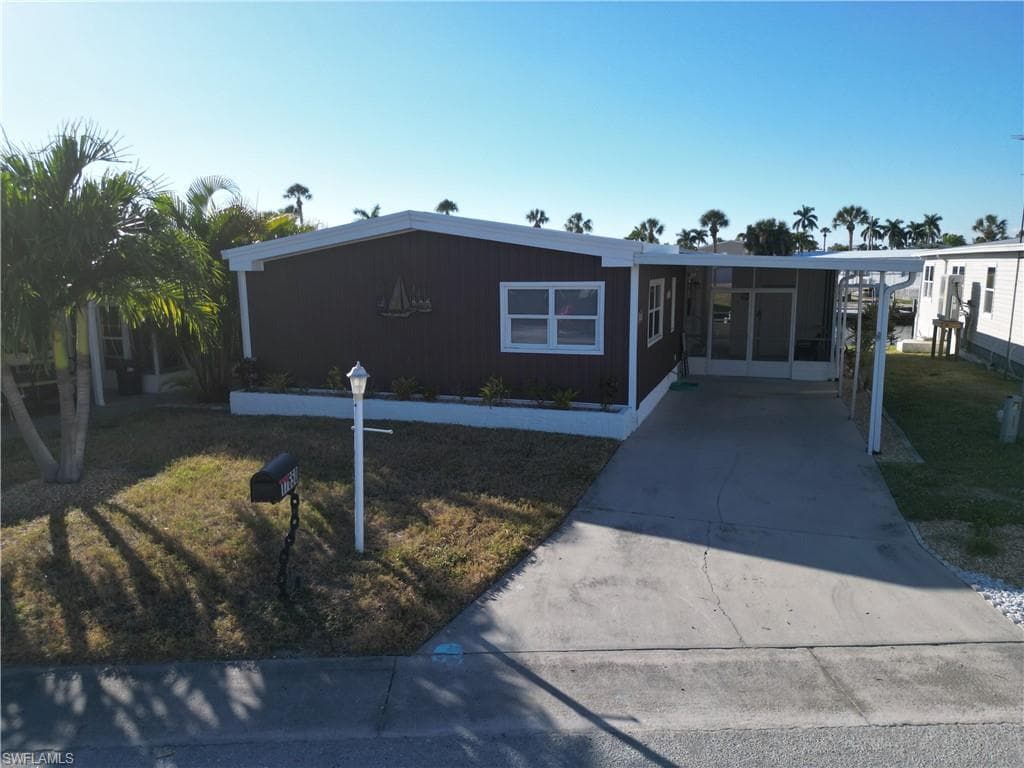 17650 Bryan Ct, Fort Myers Beach, FL 33931-2