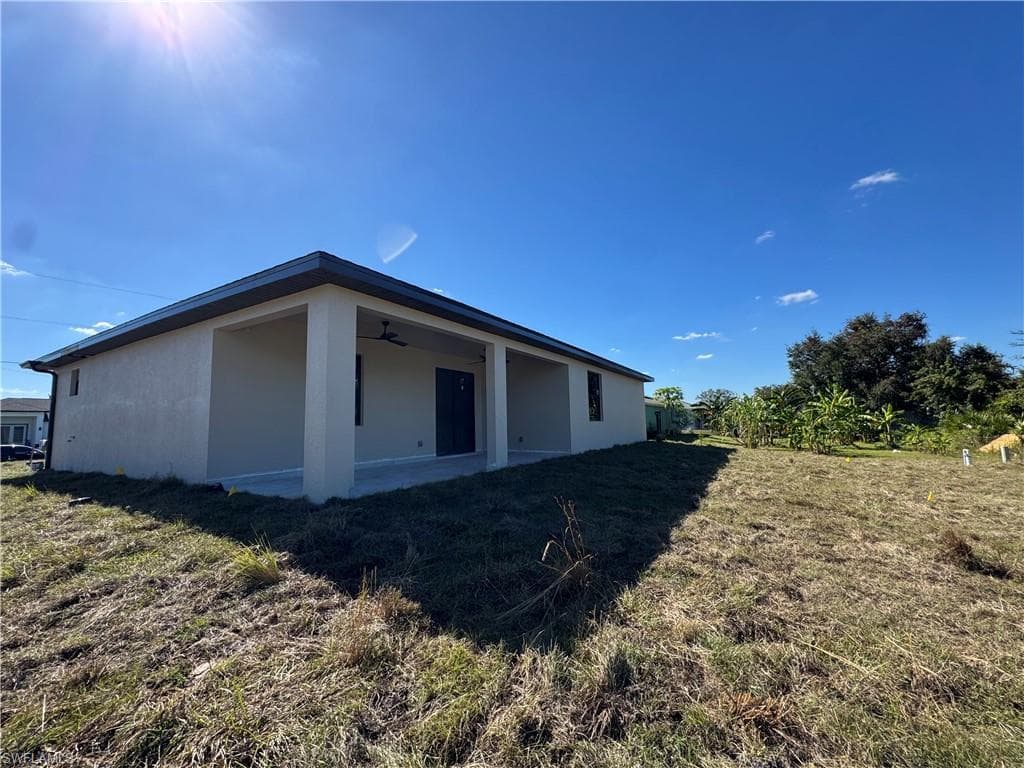 3716 13th St W, Lehigh Acres, FL 33971-3