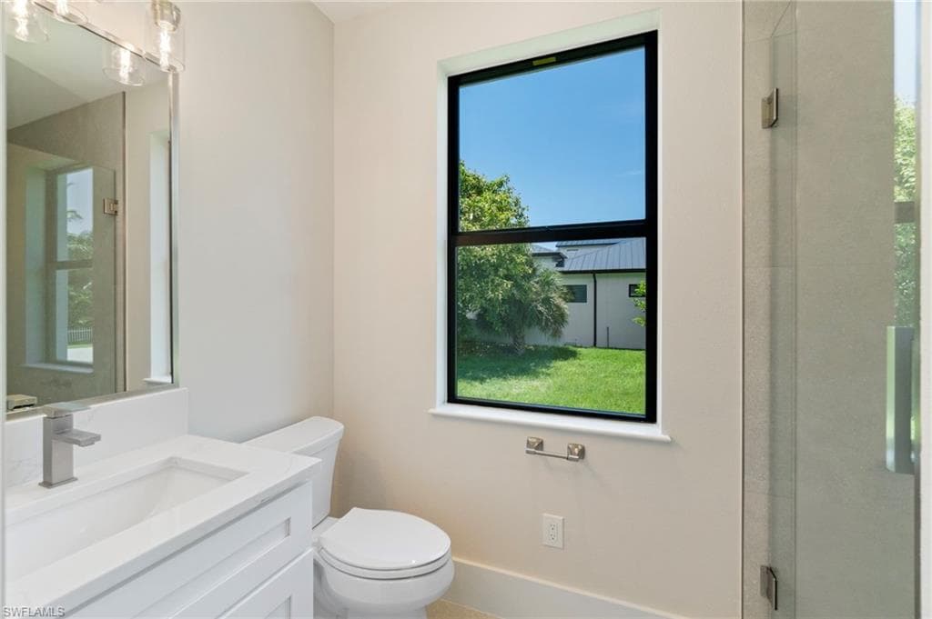 2727 Van Buren Ave, Naples, FL 34112-15