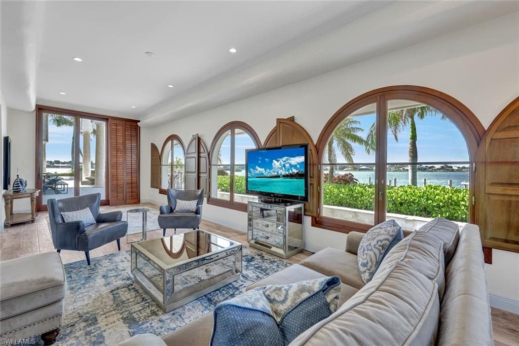 550 Alameda Ct, Marco Island, FL 34145-22