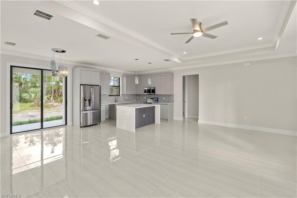 3587 18th Ave SE, Naples, FL 34117-9