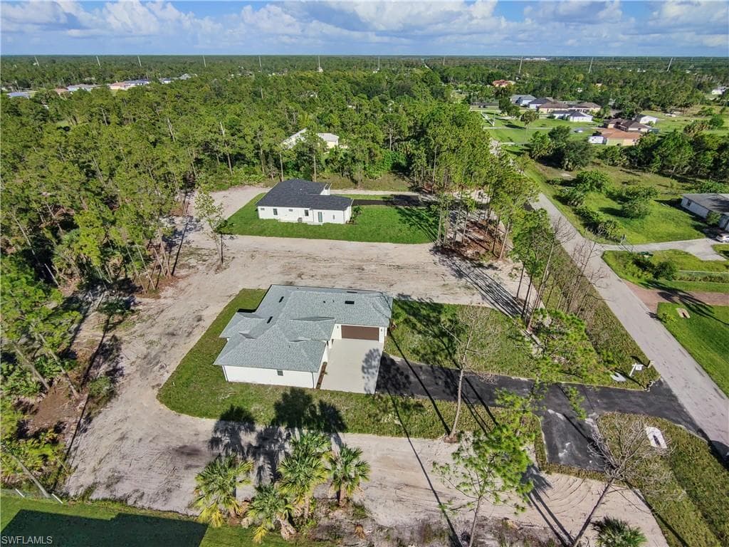 3587 18th Ave SE, Naples, FL 34117-16