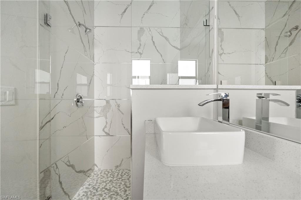 3587 18th Ave SE, Naples, FL 34117-28