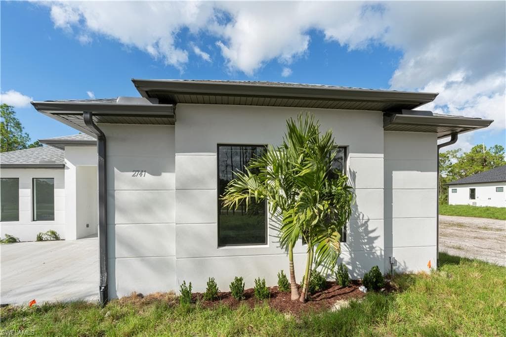 3587 18th Ave SE, Naples, FL 34117-4