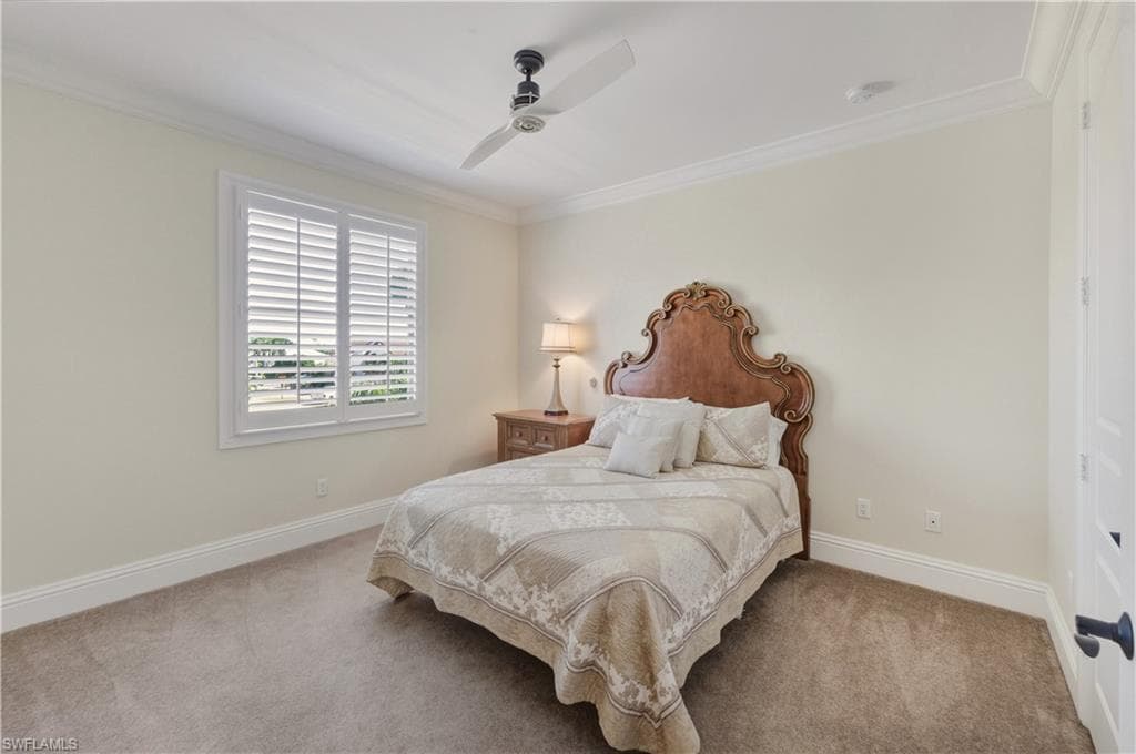 494 Seabee Ave, Naples, FL 34108-32