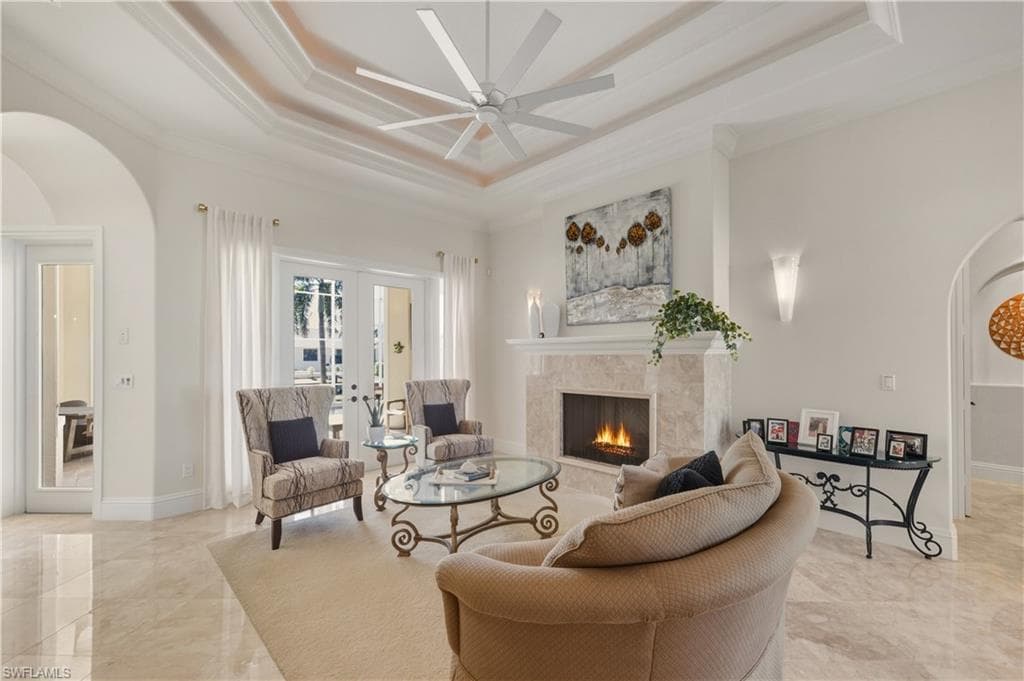 494 Seabee Ave, Naples, FL 34108-2