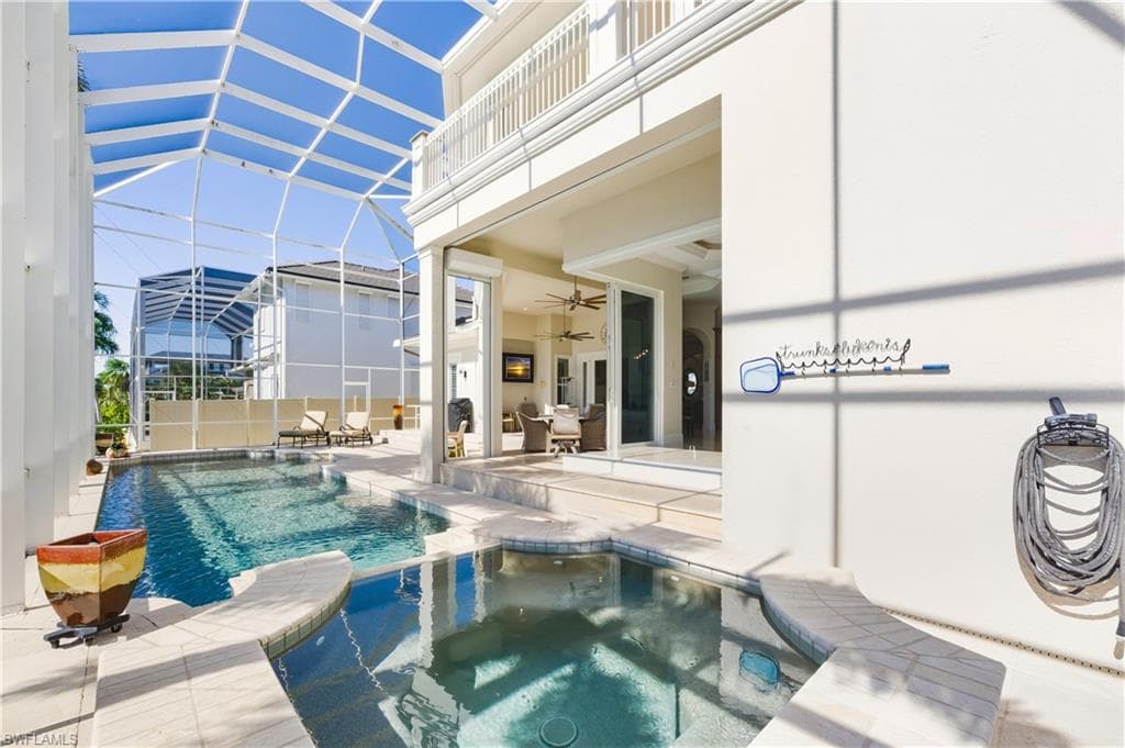 494 Seabee Ave, Naples, FL 34108-40