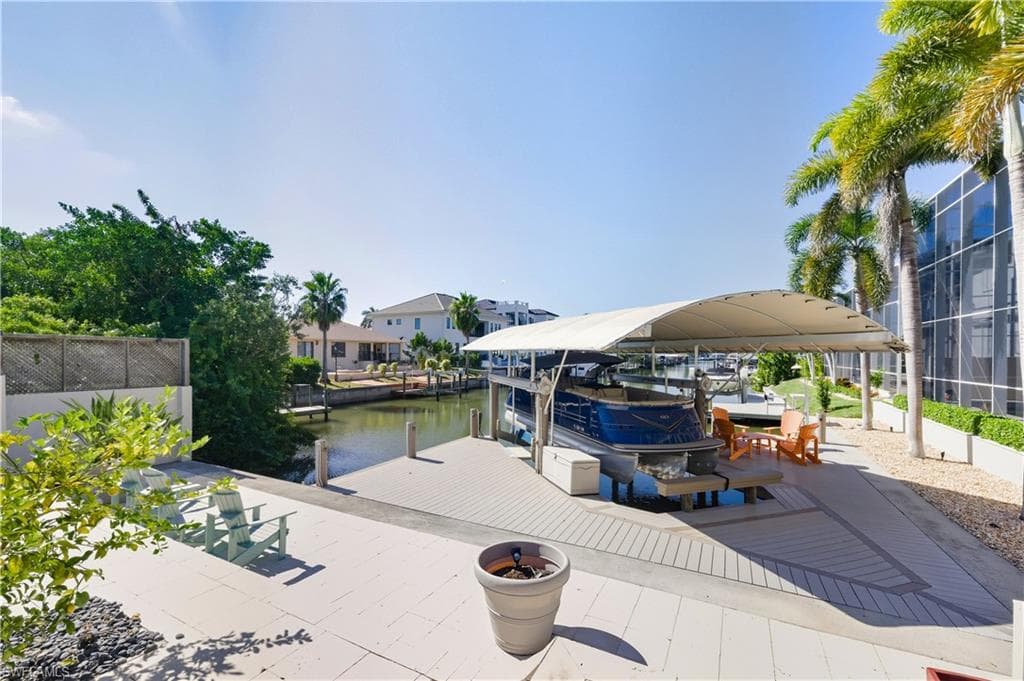 494 Seabee Ave, Naples, FL 34108-47