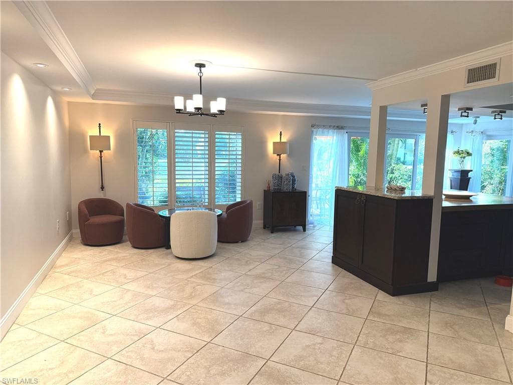 1810 Bald Eagle Dr A, Naples, FL 34105-15