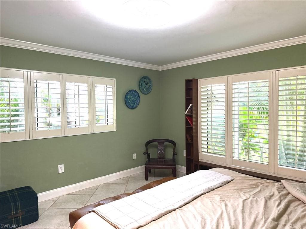 1810 Bald Eagle Dr A, Naples, FL 34105-27