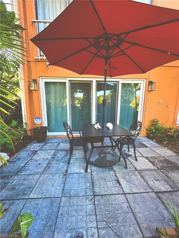 1810 Bald Eagle Dr A, Naples, FL 34105-47