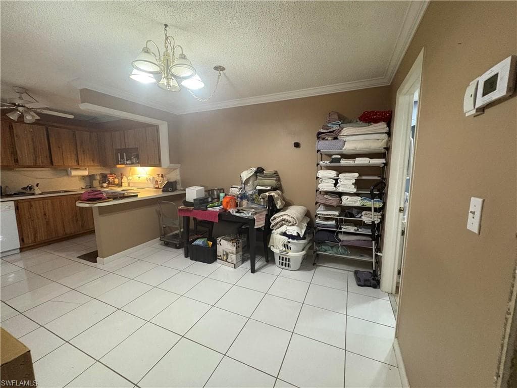 12324 Woodrose Ct 2, Fort Myers, FL 33907-5