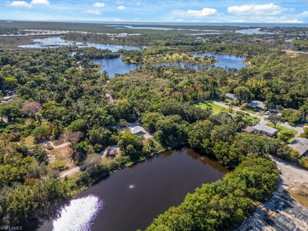 4975 Palmetto Ct, Naples, FL 34112-16