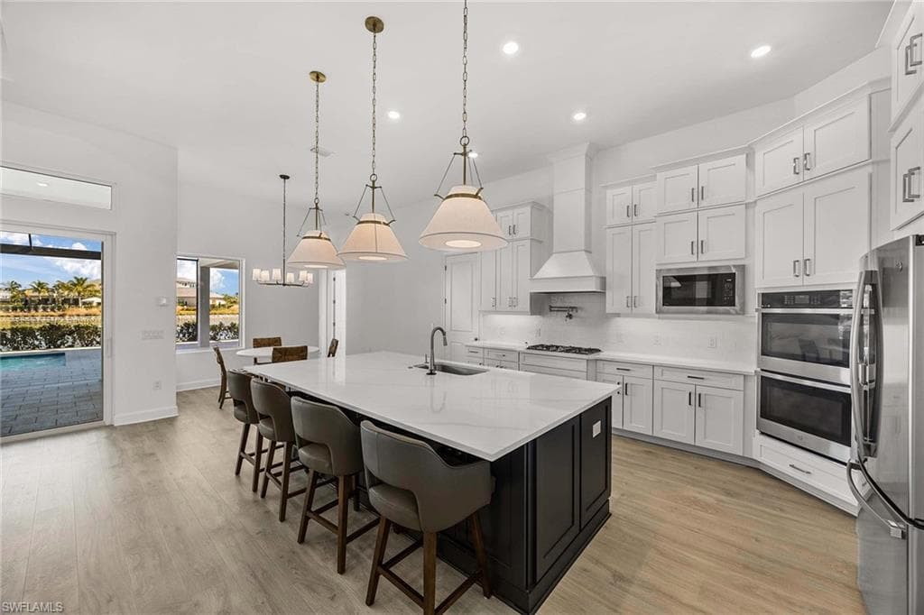 15398 Turin Dr, Naples, FL 34114-15