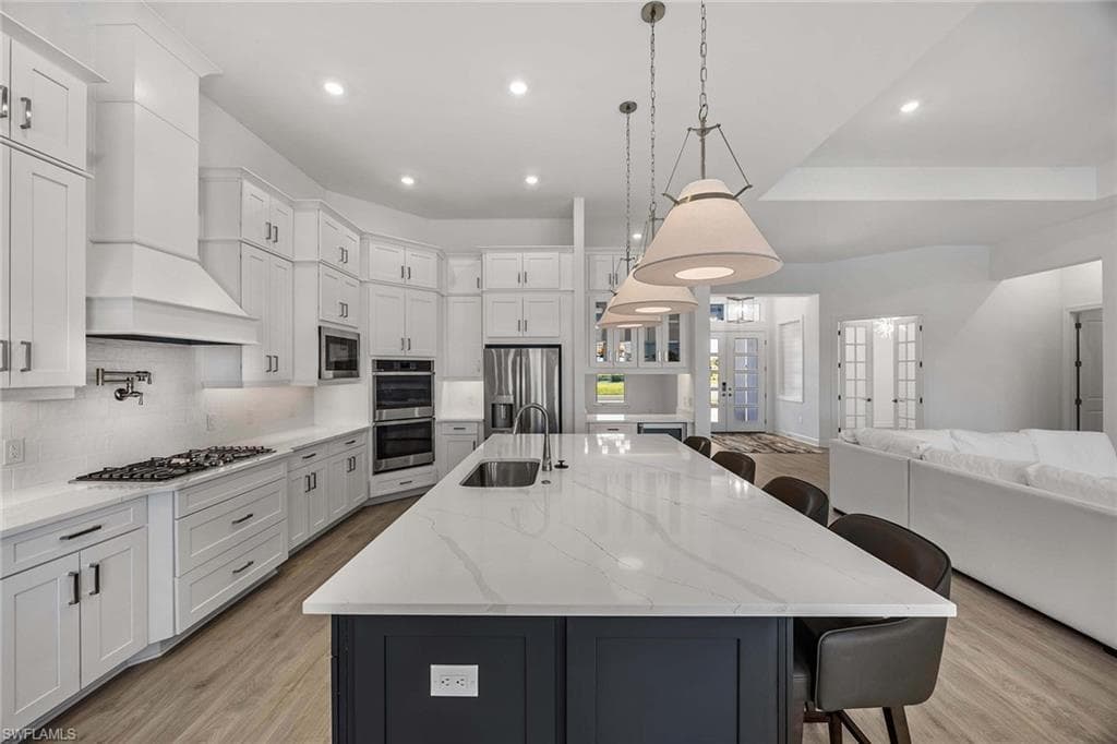 15398 Turin Dr, Naples, FL 34114-17