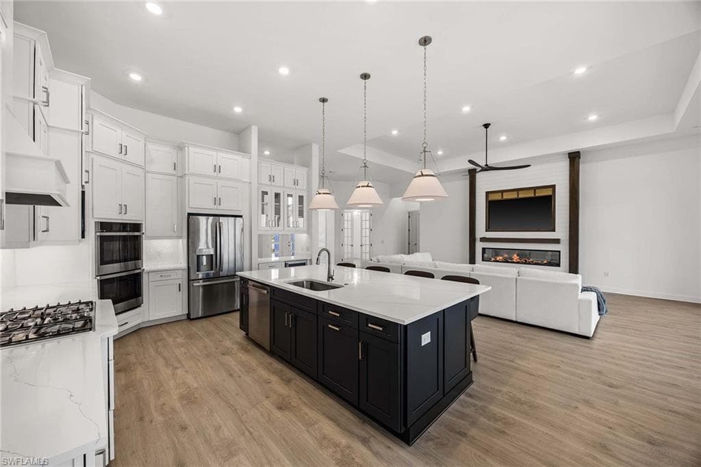 15398 Turin Dr, Naples, FL 34114-18