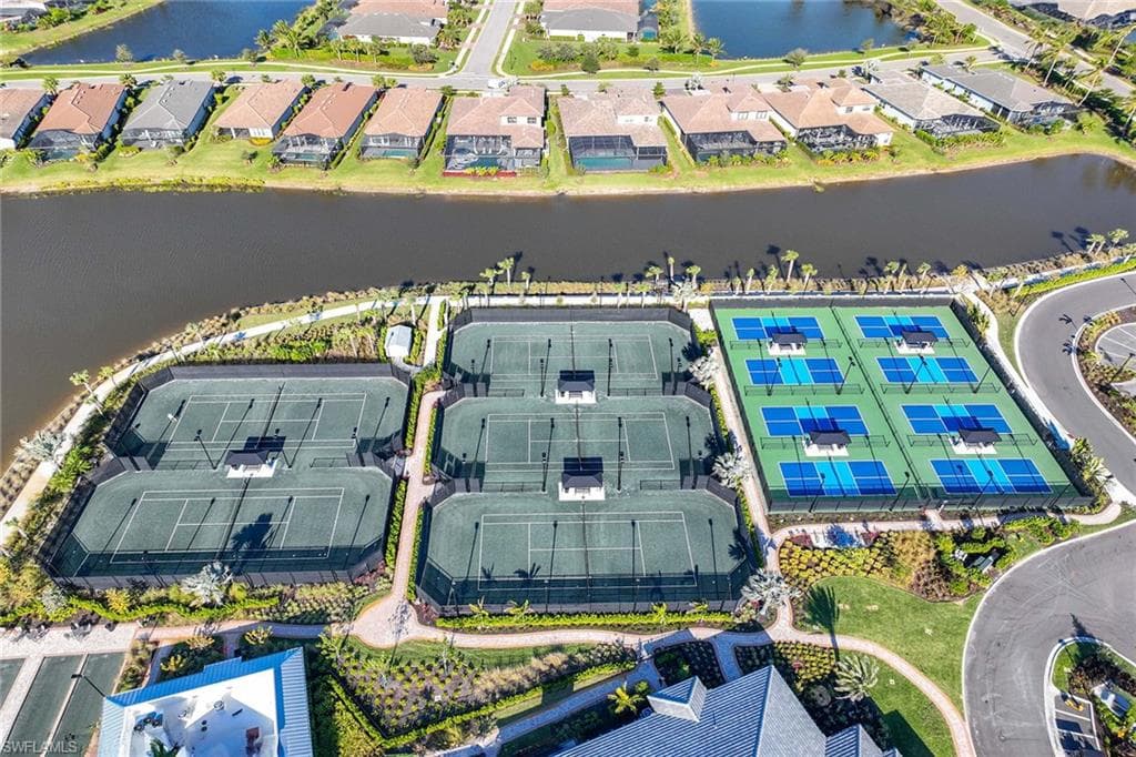 15398 Turin Dr, Naples, FL 34114-47