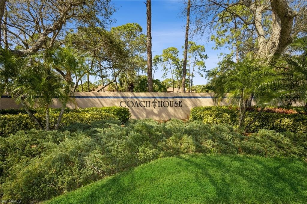 3219 Horse Carriage Way 2, Naples, FL 34105-36