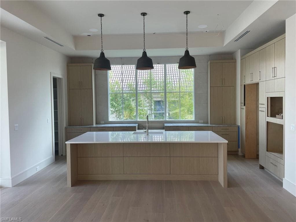 25 Covewood Ct, Marco Island, FL 34145-6