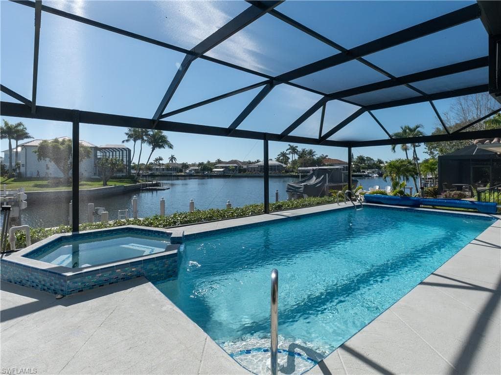73 Gulfport Ct, Marco Island, FL 34145-28