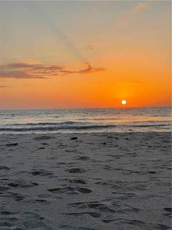 5 Bluebill Ave 205, Naples, FL 34108-17