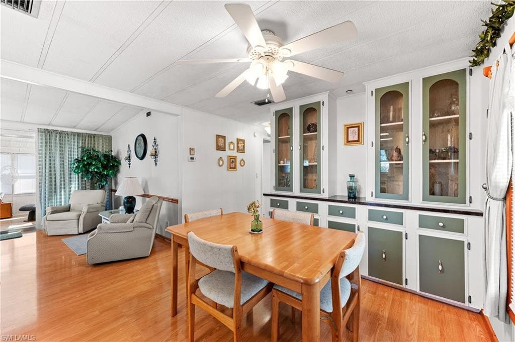 160 Lime Key Ln 74, Naples, FL 34114-13