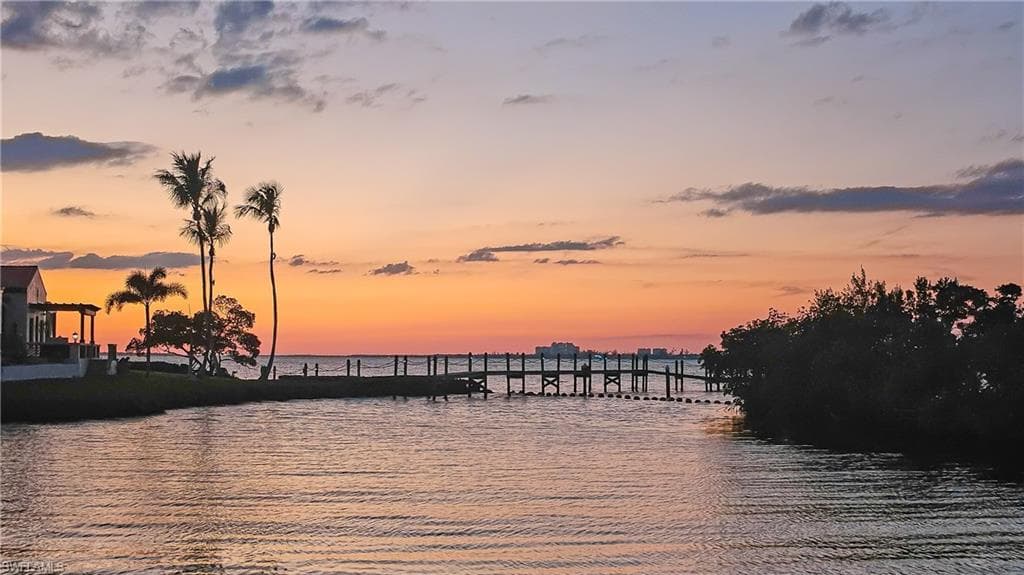 14805 Crooked Pond Ct, Fort Myers, FL 33908-8