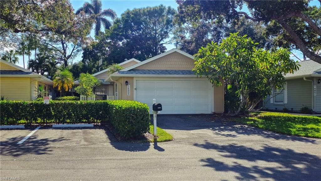 14805 Crooked Pond Ct, Fort Myers, FL 33908-6