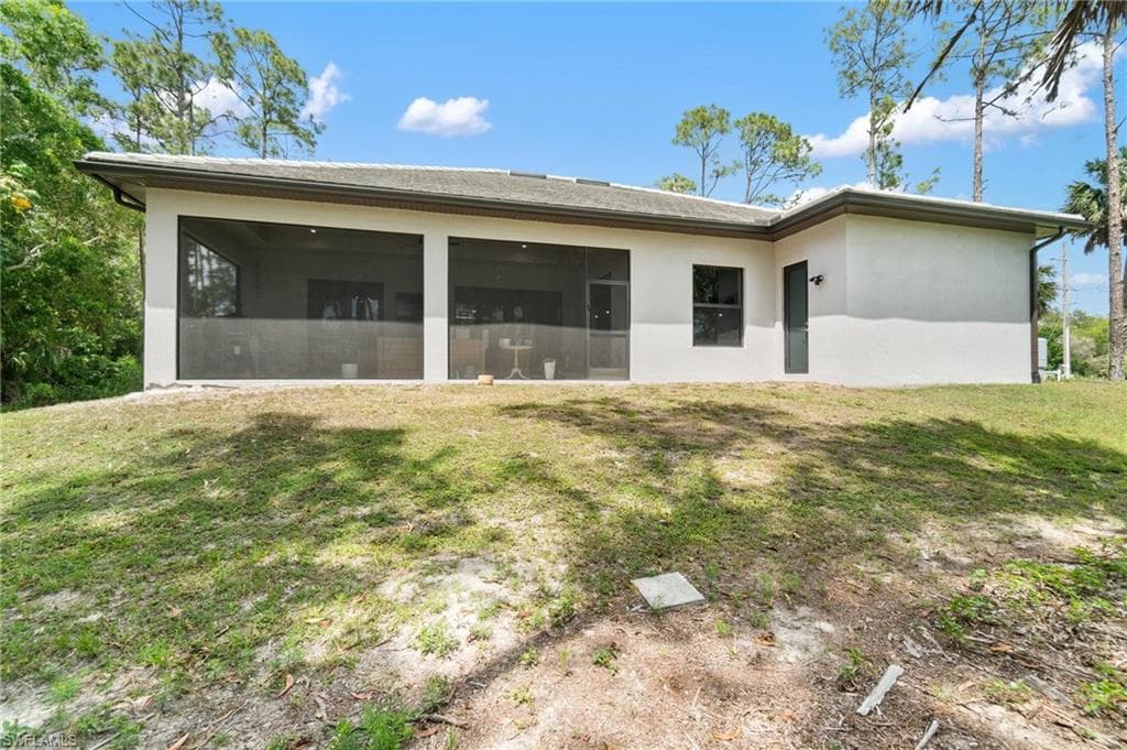 3160 Safe Harbor Dr, Naples, FL 34117-40