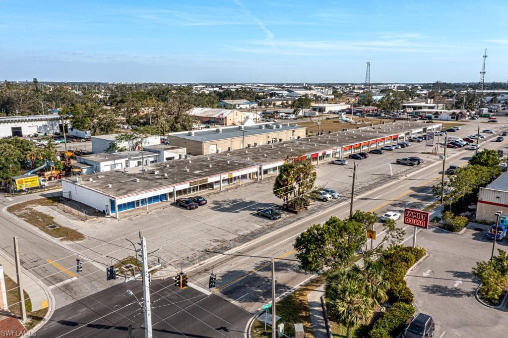 2203-2275 Fowler St, Fort Myers, FL 33901-3