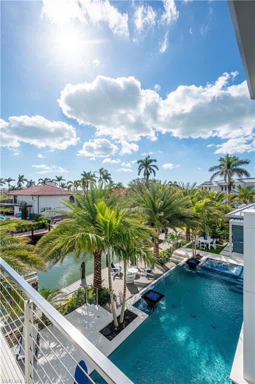 2201 Shad Ct, Naples, FL 34102-24