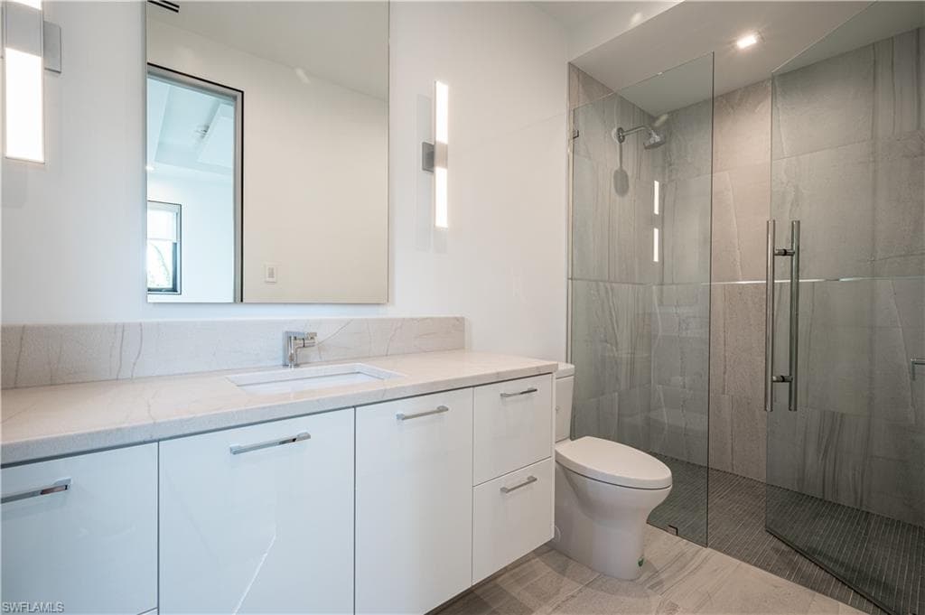 2201 Shad Ct, Naples, FL 34102-40