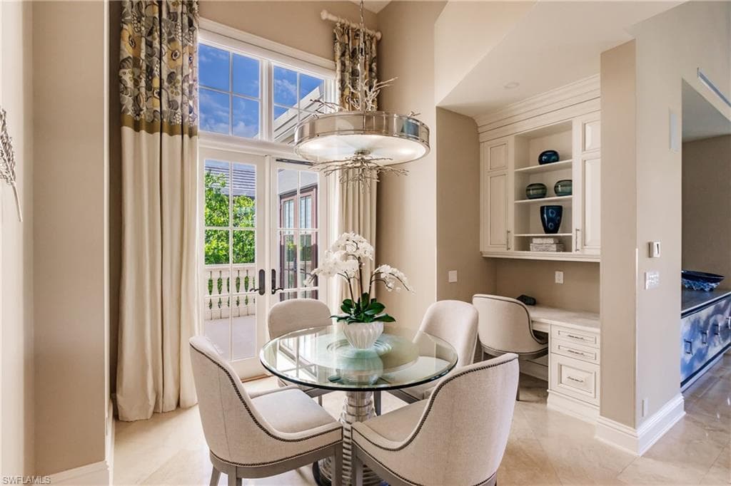 2450 Tarpon Rd, Naples, FL 34102-14