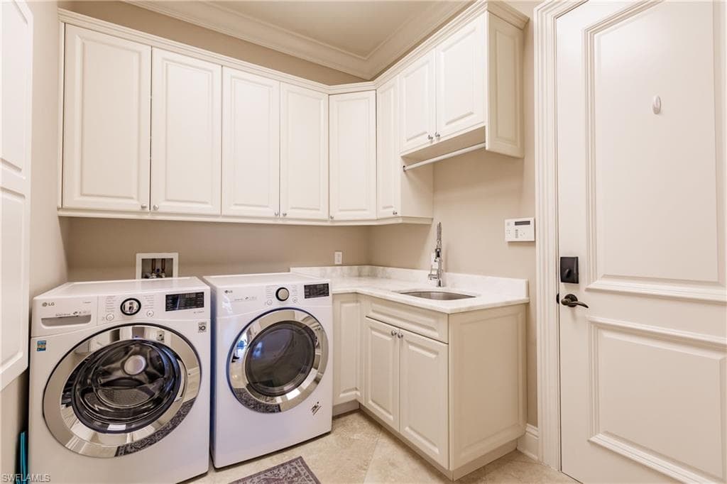 2450 Tarpon Rd, Naples, FL 34102-31
