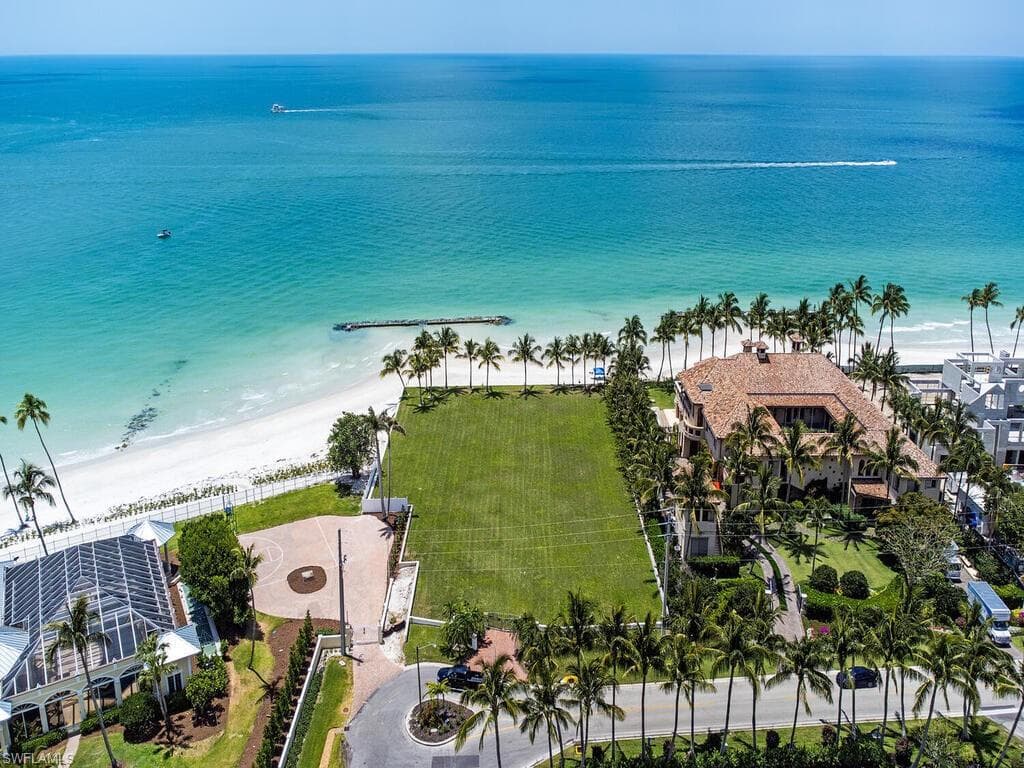 4550 Gordon Dr, Naples, FL 34102-7914-7